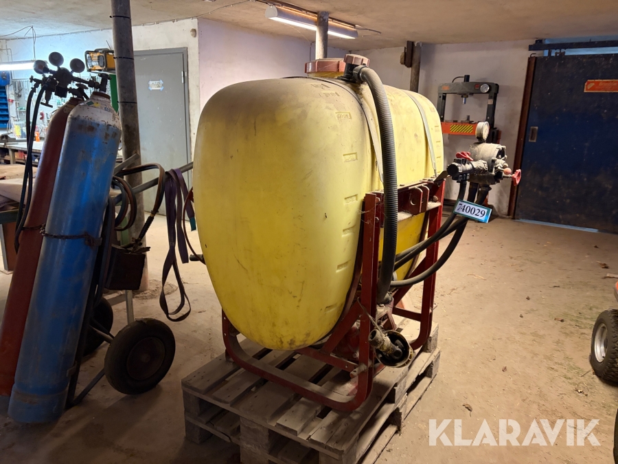 Gårdspladssprøjte Hardi 1301 600 liter