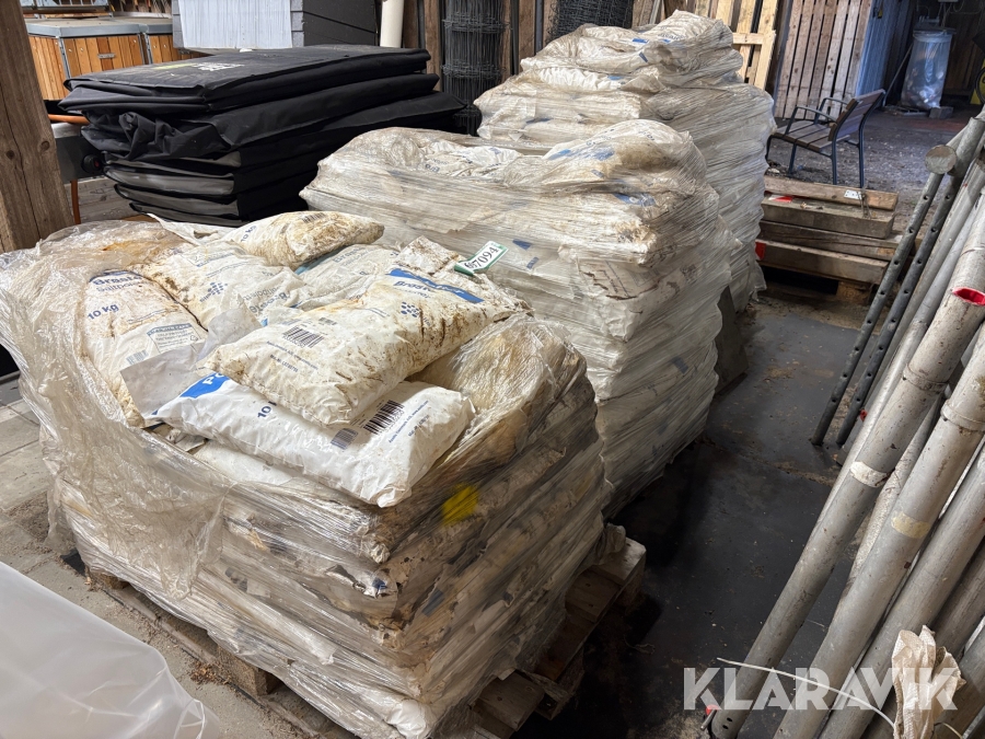 Salt Poletter Brøste ca 200 sække af 10kg