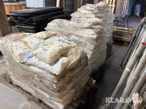 Salt Poletter Brøste ca 200 sække af 10kg