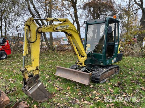 Gravemaskine Yanmar B27