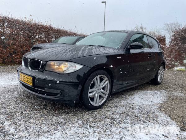 Bil BMW 118D Serie 1