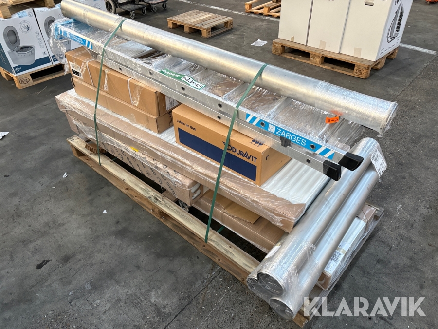 Blandet lot stige, radiatorer, rør