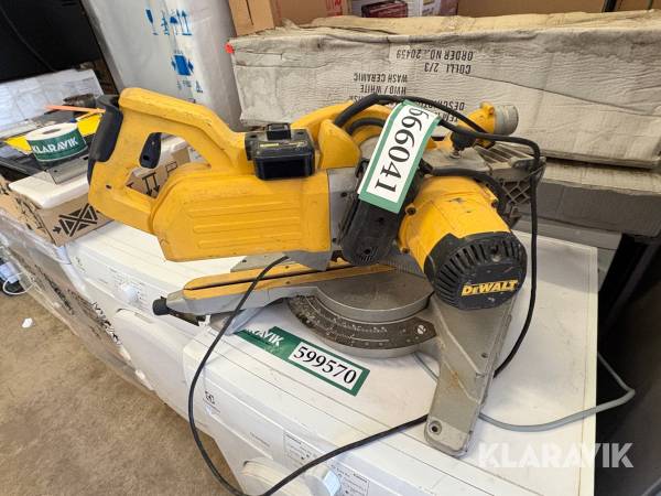 Kap / geringssav DeWalt DWS7085