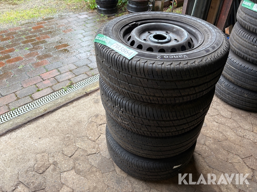 Dæk på stålfælge Continental Vanco 2 4 stk