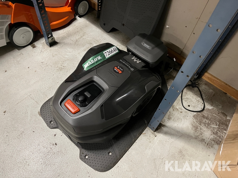 Robot plæneklipper Husqvarna 305E Nera