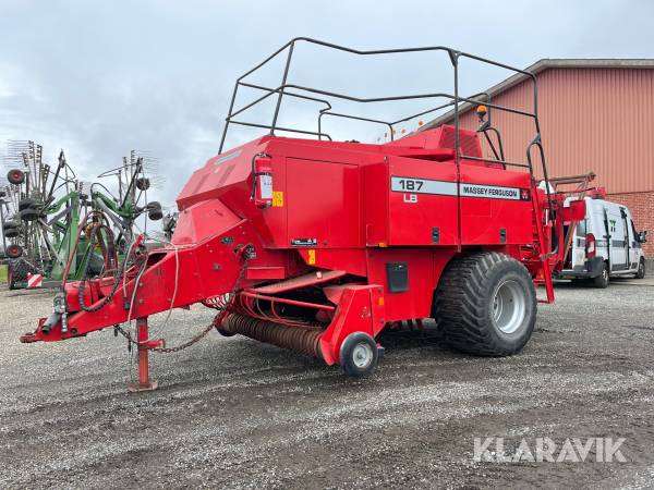 Fladbig balle presser Massey Ferguson 187