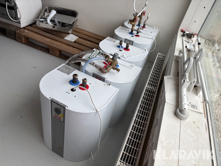 Varmtvandsbeholdere Metro Therm 907 + 910 5 styk